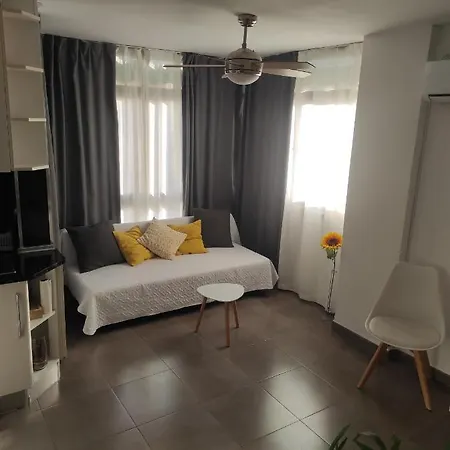 Apartment Candela *