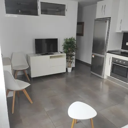 Apartment Candela *